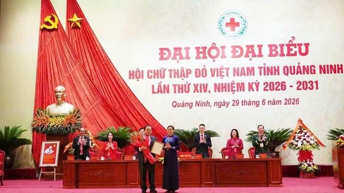 Đồng chí Quản Minh Cường, Bí thư Tỉnh ủy, Trưởng Đoàn Đại biểu Quốc hội tỉnh Quảng Ninh làm Chủ tịch danh dự Hội Chữ thập đỏ tỉnh nhiệm kỳ 2026-2031.