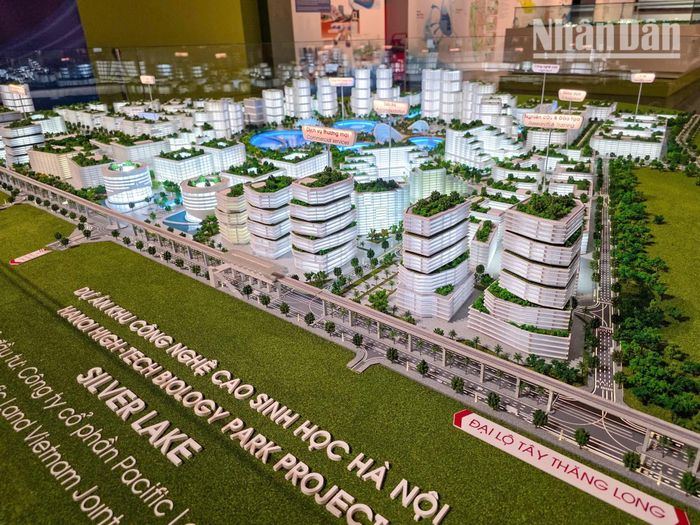 Không gian Bảo tàng Hà Nội mang tới cho người dân Thủ đô một cảm xúc xen lẫn giữa sự tự hào dân tộc từ những góc trưng bày lịch sử và một niềm tin vừng vàng về sự thịnh vượng tươi sáng của Thủ đô trong tương lai.