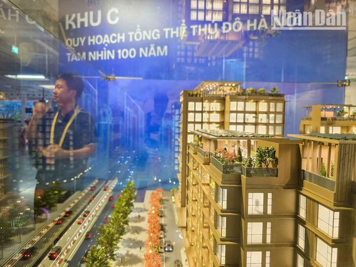 Khu vực trình chiếu phim tư liệu 3D và hệ thống tra cứu thông tin quy hoạch thử nghiệm cũng được chuẩn bị sẵn cho người dân tham quan và trải nghiệm.