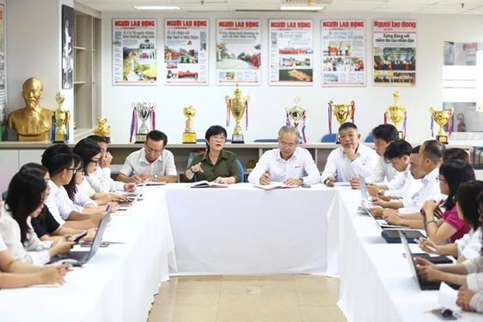 Từ Không gian Văn hóa Hồ Chí Minh tại Báo Người Lao Động, nhiều đề tài được bàn luận để mang tới cho độc giả những thông tin giá trị. Ảnh: HOÀNG TRIỀU
