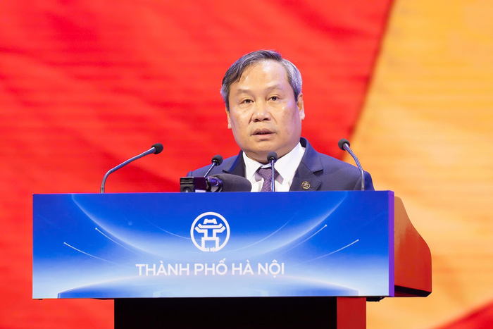  Chủ tịch UBND TP Hà Nội Vũ Đại Thắng phát biểu tại hội nghị. Ảnh: VŨ HIẾU 