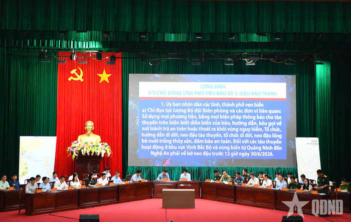  Hội nghị đánh giá tình hình, điều chỉnh, bổ sung kế hoạch, phương án ứng phó, triển khai nhiệm vụ cho các cơ quan, đơn vị.