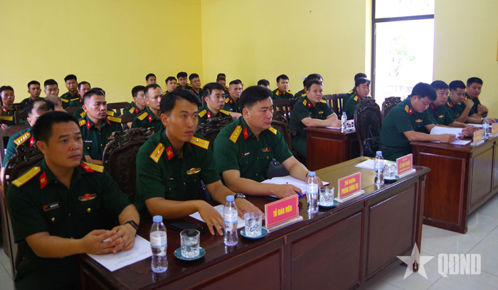 Quang cảnh lớp tập huấn. 