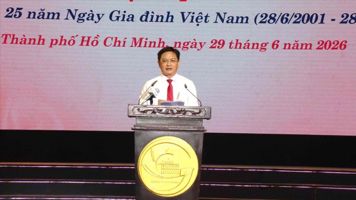  Phó Chủ tịch UBND TPHCM Nguyễn Mạnh Cường phát biểu tại chương trình 