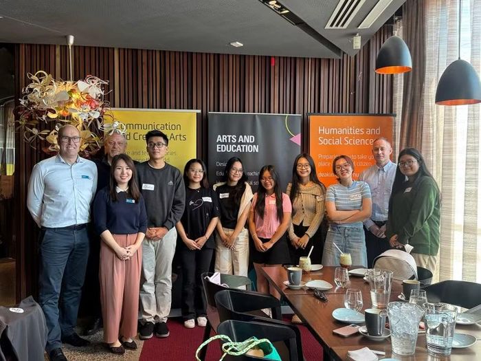 Sinh viên hệ liên kết 2+2 học tập tại Đại học Deakin (Australia).