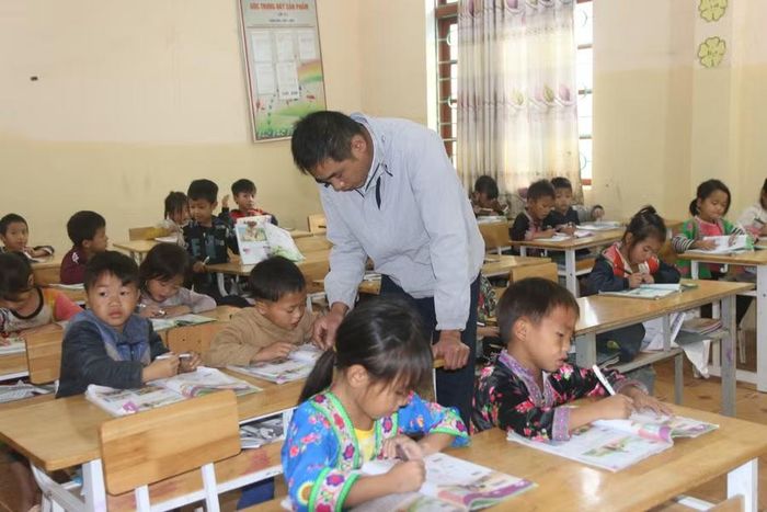 Chất lượng giáo dục của vùng cao Tà Tổng từng bước được cải thiện.