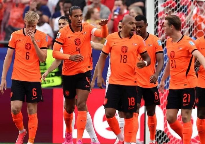 Trang ESPN Đánh giá Hà Lan có nhiều khả năng đi tiếp nhưng Ma Rốc đủ sức kéo trận đấu vào thế cân bằng.