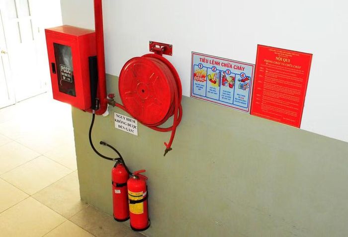 Bỏ thủ tục nghiệm thu phòng cháy chữa cháy với công trình, phương tiện.