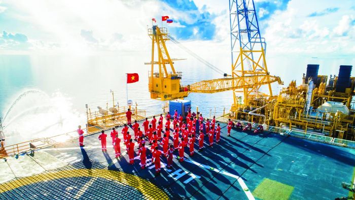 Petrovietnam đã xây dựng được nguồn nhân lực chất lượng cao. Đây là điều kiện quan trọng để Tập đoàn tham gia vào các lĩnh vực năng lượng mới có hàm lượng công nghệ cao.