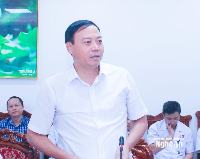 Trưởng ban Văn hóa - Xã hội, HĐND tỉnh nêu ý kiến liên quan đến chính sách phát triển khoa học công nghệ, đổi mới sáng tạo của tỉnh trong thời gian tới. Ảnh: Mai Hoa