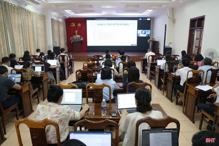 Toàn cảnh hội nghị tập huấn tại điểm cầu trụ sở chính KBNN Khu vực XII.