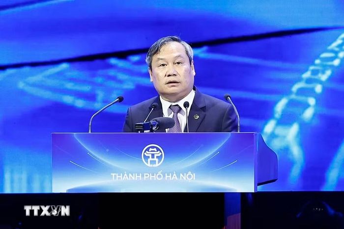 Chủ tịch Ủy ban Nhân dân thành phố Hà Nội Vũ Đại Thắng phát biểu khai mạc và Công bố Quy hoạch tổng thể Thủ đô Hà Nội tầm nhìn 100 năm. (Ảnh: Doãn Tấn/TTXVN)