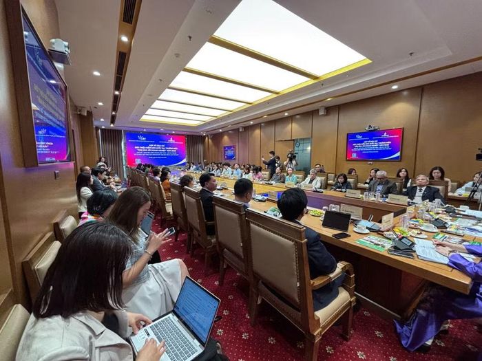 Hoạt động báo chí sẽ phát triển chuyên nghiệp hơn nếu bản quyền được thực thi. (Ảnh: PV/Vietnam+)