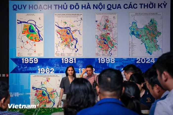Người dân có thể dễ dàng tham quan, nghiên cứu theo chủ đề của từng khu vực. (Ảnh: Hoài Nam/Vietnam+)