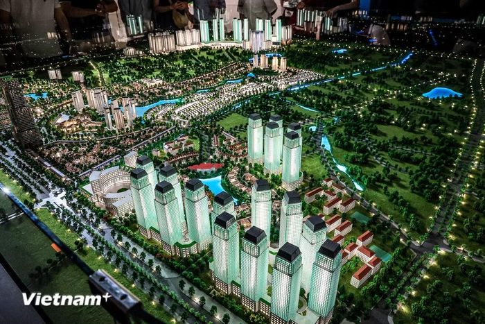 Mô hình của một số dự án tiêu biểu của thành phố. (Ảnh: Hoài Nam/Vietnam+)