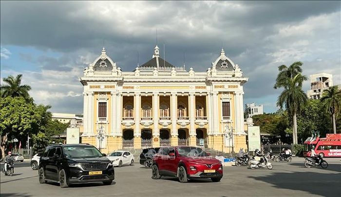 Nhà hát Lớn Hà Nội, một trong những biểu tượng kiến trúc của Thủ đô, đại diện cho những lớp di sản văn hóa và không gian lịch sử được gìn giữ trong quá trình phát triển đô thị. Ảnh: Tuyết Mai/TTXVN