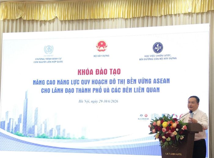 Ông Lê Hoàng Trung, Phó Cục trưởng Cục Phát triển đô thị (Bộ Xây dựng).