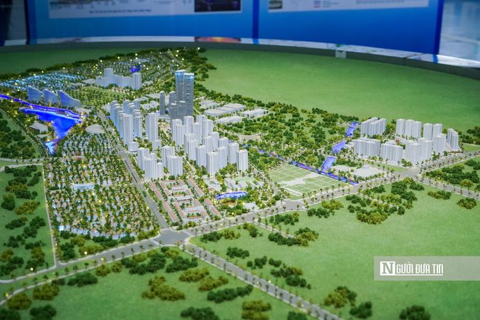 Thành phố đang triển khai các chương trình phát triển nhà ở, thúc đẩy đô thị hóa, phát triển các khu đô thị đa mục tiêu, nhà ở xã hội, nhà ở cho thuê; đầu tư đồng bộ hạ tầng giáo dục, y tế, văn hóa; phát triển hạ tầng số, các trung tâm đổi mới sáng tạo, các công trình môi trường và nhiều dự án hạ tầng kỹ thuật trọng điểm.
