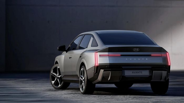 Thiết kế ngoại thất Hyundai Elantra hoàn toàn mới. Ảnh: Carscoops
