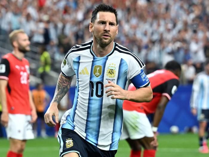 Argentina của Messi đứng thứ hai theo dự đoán của siêu máy tính. Ảnh: FIFA