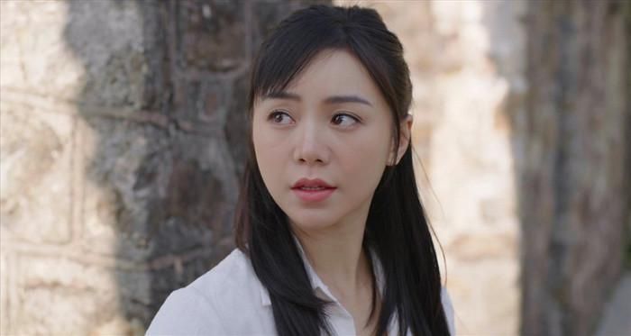 Nữ diễn viên nổi bật với vai Hạnh trong phim Đừng Làm Mẹ Cáu.
