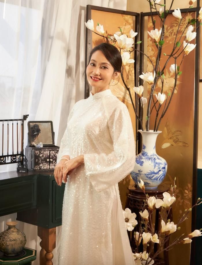 Hai tác phẩm điện ảnh có sự tham gia của NSƯT Hạnh Thúy góp mặt trong danh sách 11 phim tiêu biểu của điện ảnh Việt Nam tại Liên hoan phim Quốc tế 2026. (Ảnh: FBNV).
