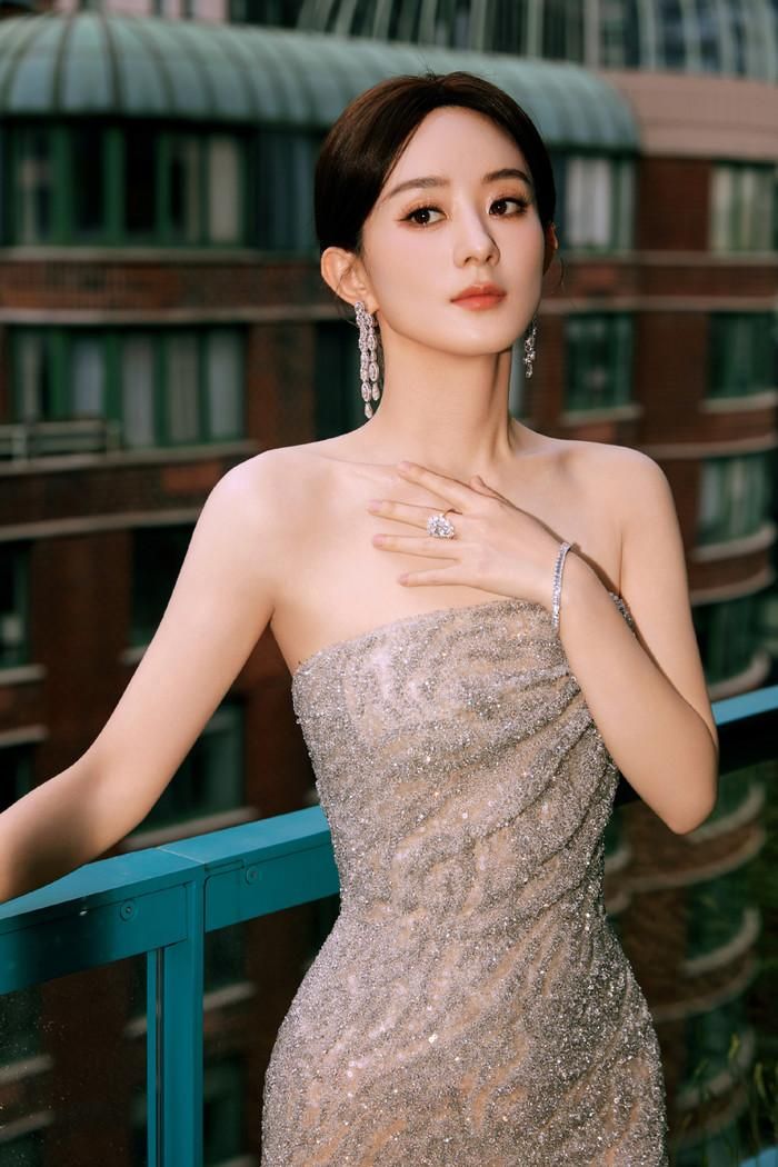 Khoảng trống mang tên Bạch Ngọc Lan vẫn còn ở phía trước, nhưng hành trình của Triệu Lệ Dĩnh vẫn được nhiều khán giả kỳ vọng sẽ còn những cột mốc mới.