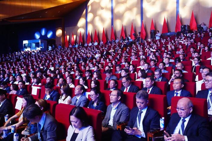 Hội nghị có sự tham dự của khoảng 1.000 - 1.200 đại biểu, trong đó có hàng trăm nhà đầu tư, doanh nghiệp trong nước và quốc tế. Ảnh: BTC