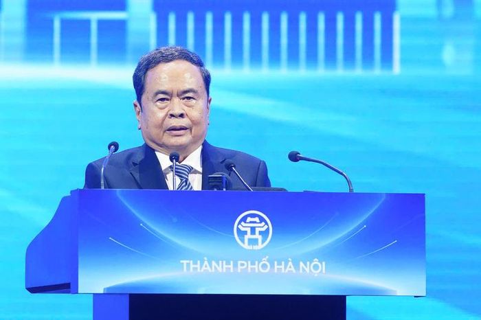 Ủy viên Bộ Chính trị, Chủ tịch Quốc hội Trần Thanh Mẫn phát biểu chỉ đạo tại hội nghị. Ảnh: BTC