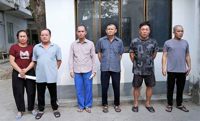 Các đối tượng Hiền, Long, Huyên, Phép, Huy và Ngọc (thứ tự từ trái qua).