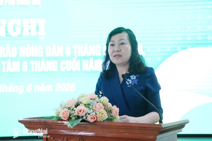  Phó Bí thư Thành ủy, Chủ tịch Ủy ban MTTQ Việt Nam thành phố Đồng Nai Huỳnh Thị Hằng phát biểu chỉ đạo tại hội nghị. Ảnh: Tố Tâm