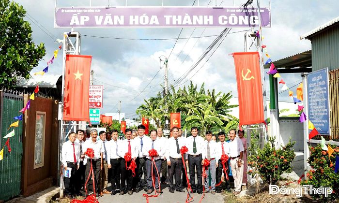 Ra mắt ấp văn hóa Thành Công, xã Phú Thành. Ảnh: Tuân Phạm