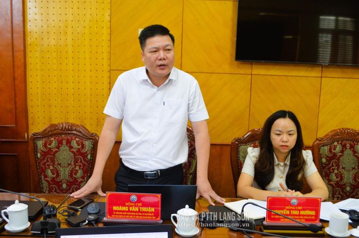 Lãnh đạo Đảng ủy, HĐND xã Thất Khê, Ủy viên Ban Văn hóa - Xã hội HĐND tỉnh phát biểu ý kiến tại cuộc họp