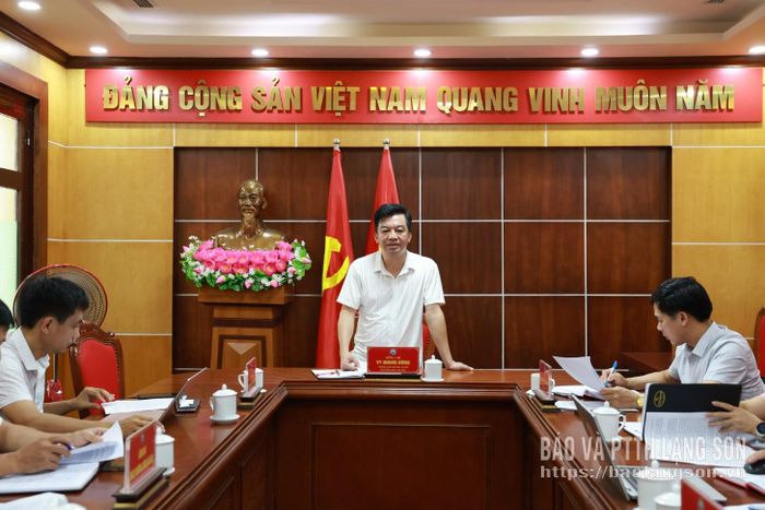 Lãnh đạo Ban Văn hóa - Xã hội HĐND tỉnh, Trưởng đoàn giám sát phát biểu kết luận buổi giám sát 