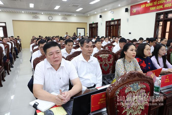 Các đại biểu dự hội nghị tại điểm cầu tỉnh