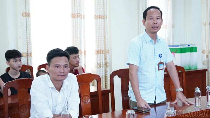 Đại diện Trung tâm Công tác xã hội và Bảo trợ xã hội tỉnh Lào Cai phát biểu cảm ơn.