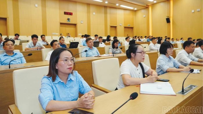 Đại biểu dự hội nghị tại điểm cầu tỉnh Lào Cai.
