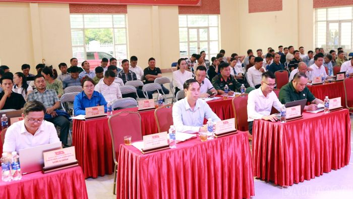 Các đại biểu dự hội nghị.