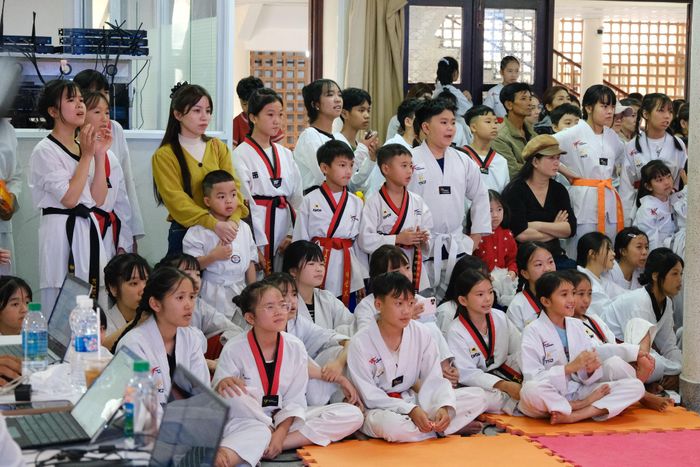 Đông đảo các vận động viên tham dự giải