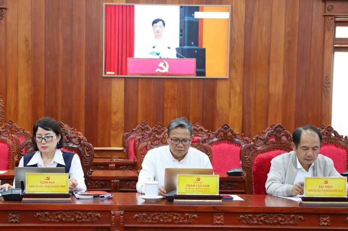 Các đại biểu tham dự hội nghị
