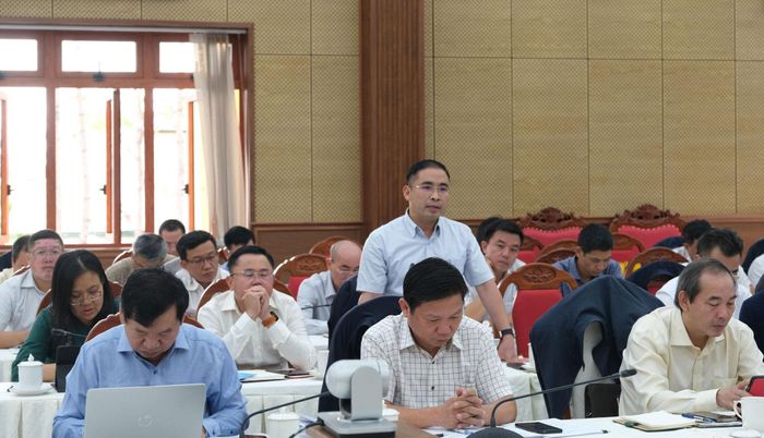 Các đơn vị, địa phương nêu ý kiến trong phần thảo luận nhiệm vụ 6 tháng cuối năm