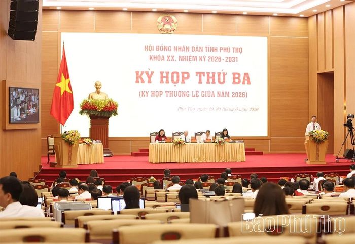Quang cảnh phiên khai mạc tại hội trường