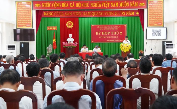Quang cảnh kỳ họp - Ảnh: L.M