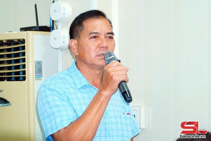 Cử tri bản Nhọt 2 kiến nghị với đại biểu HĐND tỉnh.