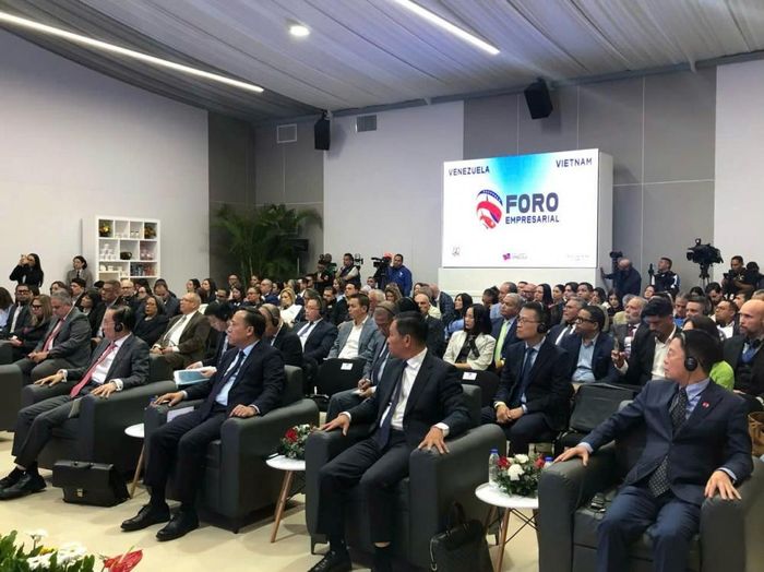 Phía Venezuela bày tỏ mong muốn chuyển từ mô hình thương mại truyền thống sang quan hệ đối tác chiến lược dài hạn, hướng tới các dự án hợp tác cụ thể, thiết thực cho doanh nghiệp và người dân hai nước