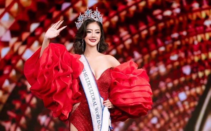 Thông điệp "Kết nối văn hóa" giúp Soe Myintzu Lwin chạm tay vương miện Miss Multicultural World 2026 (Ảnh: BTC).