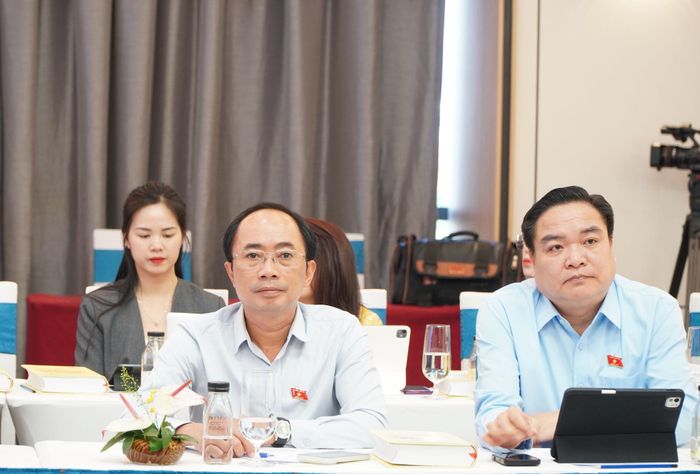 Các đại biểu chia sẻ kinh nghiệm, kỹ năng tại hội nghị