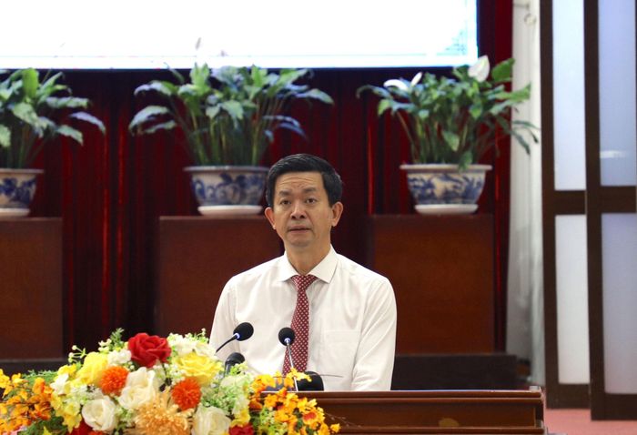 Bí thư Thành ủy TP. Cần Thơ Lê Quang Tùng phát biểu tại kỳ họp