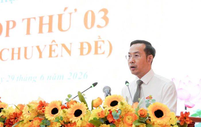 Chủ tịch HĐND tỉnh An Giang Nguyễn Thanh Nhàn phát biểu bế mạc kỳ họp