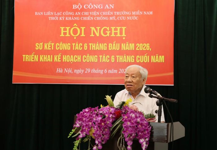 Thiếu tướng Phan Văn Lai phát biểu tại hội nghị.